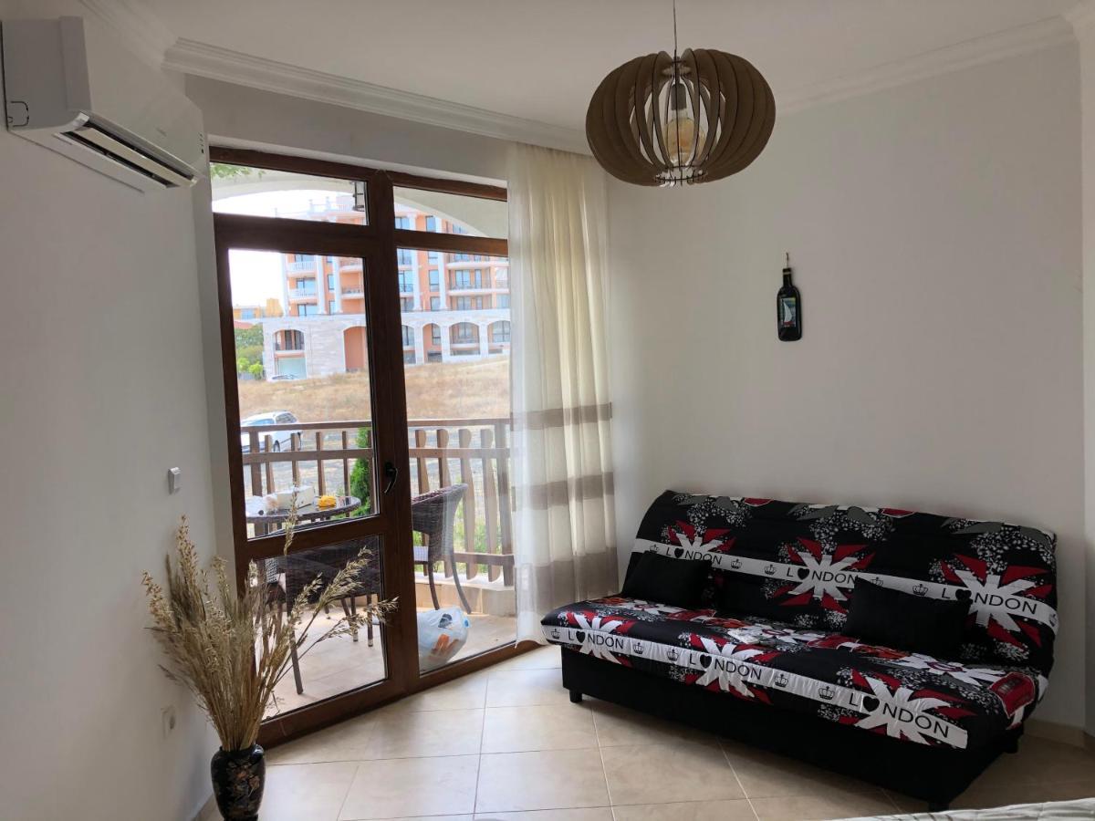 Fregata Complex Marina Apartman Szveti Vlasz Kültér fotó
